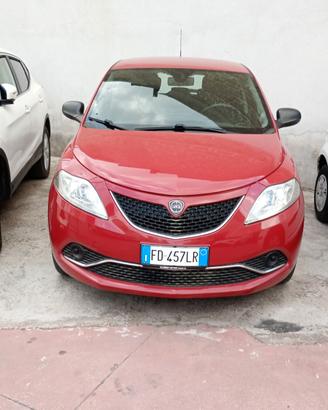 Lancia Ypsilon 1.2 69 CV 5 porte GPL Ecochic Silve