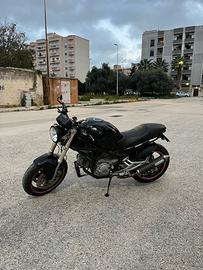 Ducati monster 600