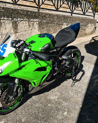 Kawasaki ninja zx6r 2016