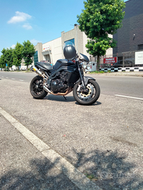 Triumph Speed triple Matt black 2010