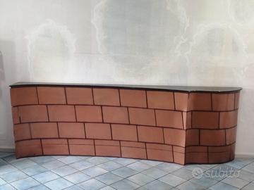 bancone bottiglieria 