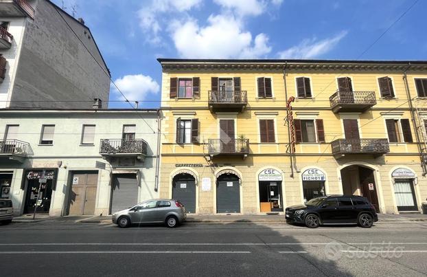 NEGOZIO A TORINO