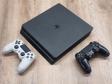 Playstation 4 con 2 controller