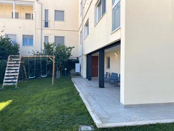 Dimora di Prestigio con Giardino Privato in centro