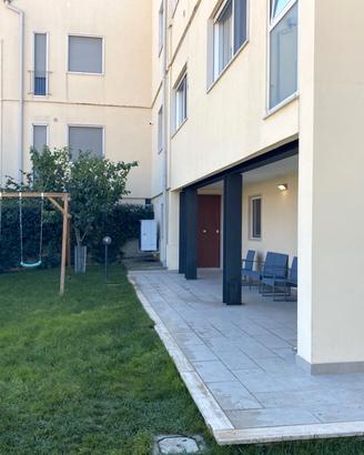 Dimora di Prestigio con Giardino Privato in centro