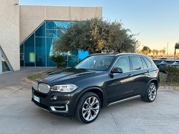 BMW X5 xdrive25d 231cv T-STOCK PREZZO