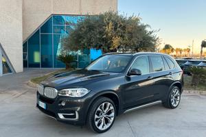 BMW X5 xdrive25d 231cv T-STOCK PREZZO