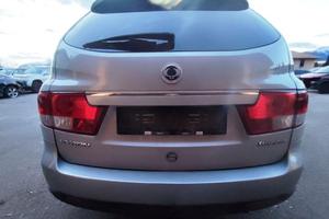 PARAURTI POSTERIORE PER KYRON ANNO 2006