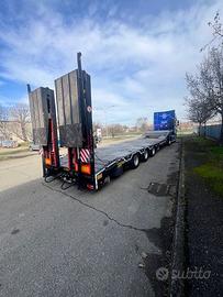 Semirimorchio Carrellone con Doppie Rampe