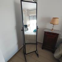 specchio in ferro battuto 