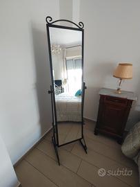 specchio in ferro battuto 