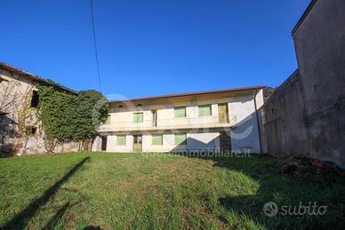 Bifamiliare / stabile intero - Tarcento