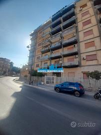 4 VANI: FICARAZZI, IN CORSO UMBERTO, proponiamo