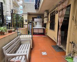 Paradiso, bivani e servizi piano terra con veranda
