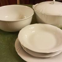 SERVIZIO PIATTI 45 pezzi TOGNANA NUOVO