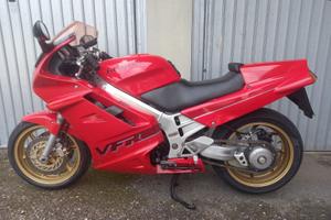 Honda VFR 750