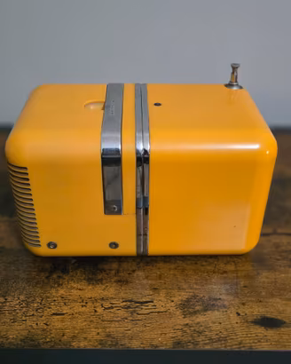 Radio Cubo Brionvega 