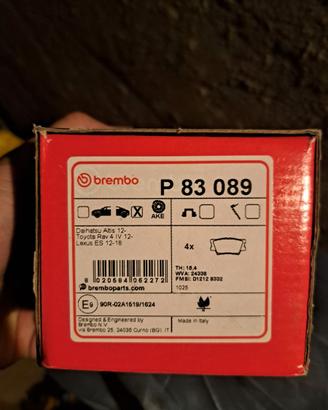 Pastiglie freni ant+post per RAV 4  marca  BREMBO