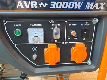 Generatore Benzina 3.0 kW + Ruote - COME NUOVO