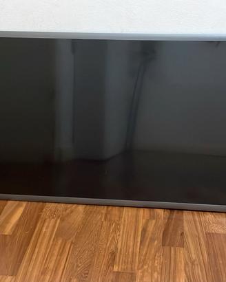 Samsung Smart TV 32" UE32K5500  GUASTA PER RICAMBI