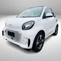 smart fortwo EQ Passion