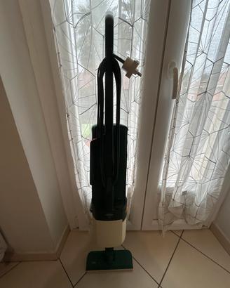 Aspirapolvere Folletto Vk 121