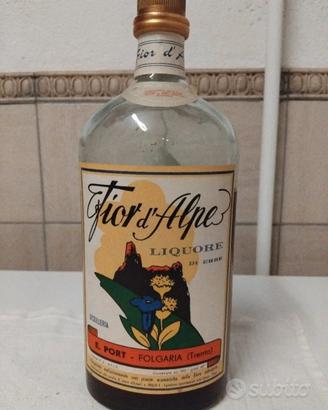 VECCHIA BOTTIGLIA LIQUORE - TRENTO - VINTAGE