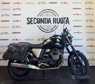 Moto Guzzi V7