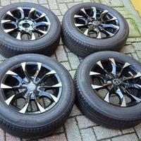 Cerchi in lega neri più gomme nuove