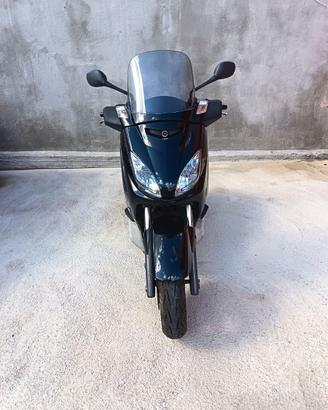 X max 125