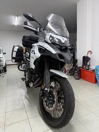 Benelli TRK 502x