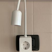 Lampada da lettura LED dimmerabile con USB e USB-C