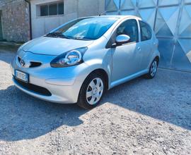 Toyota Aygo 1.0 12V VVT-i 5 porte Sol