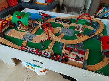 Tavolo trenino Brio