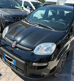 fiat panda 1.0 HYBRID  neopatentati 2022 km.71000