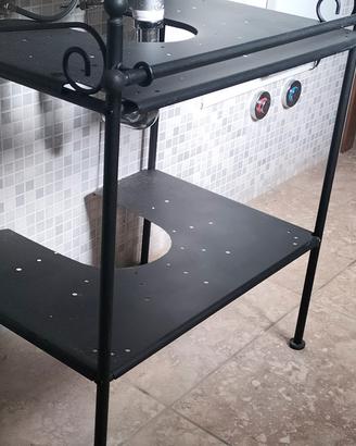 Mobile bagno in ferro 