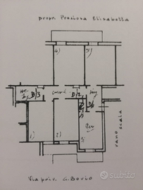 Appartamento 4 camere da letto più 2 bagni e cucin