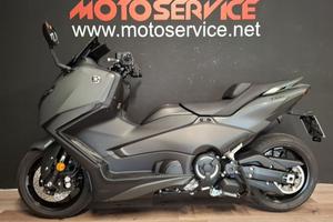 Yamaha T Max 560