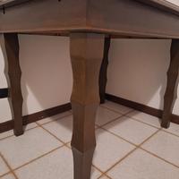 Tavolo in legno 