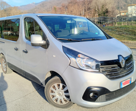 Renault trafic 9 posti