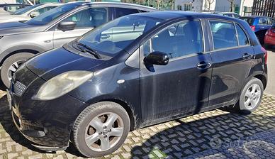 Toyota Yaris 1.3 5 porte Del Sol