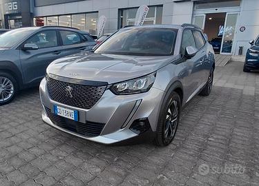 Peugeot 2008 BlueHDi 110 S&S Allure Pack