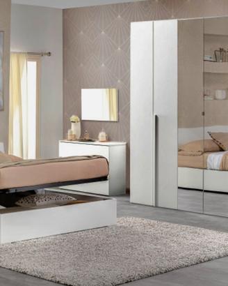 Camera da letto + cassettone + armadio 3 ante