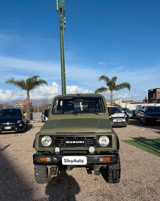 Suzuki SJ Samurai SJ413 Berlina De Luxe