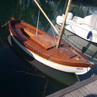 Barca a vela in legno (Batana)