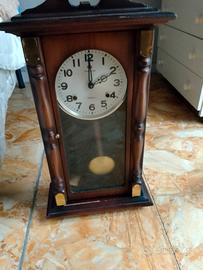 orologio a pendolo 