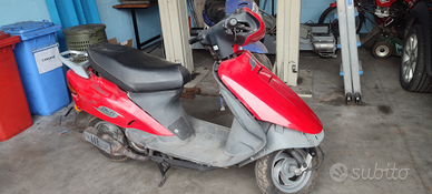 Scooter Honda Bali