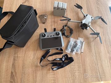DJI MINI 4 pro fly more combo