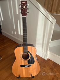Chitarra acustica Yamaha