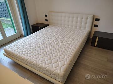 Letto matrimoniale e materasso
